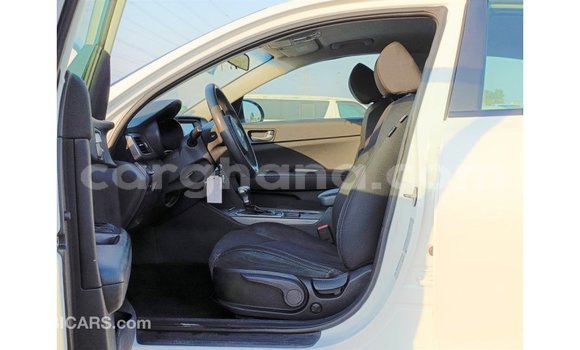 Buy Import Kia Optima White Car in Import - Dubai in Ashanti Buy Import Kia Optima White Car in Import - Dubai in Ashanti