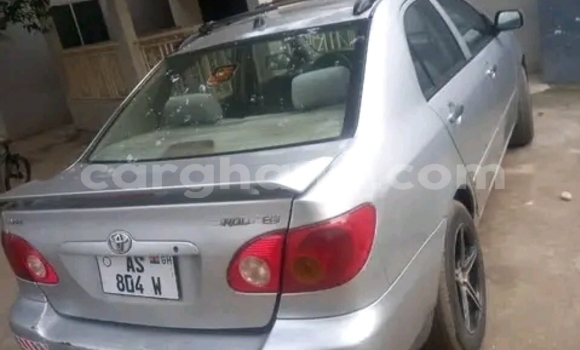 Sayi Na hannu Toyota Corolla Azurfa Mota in Accra a Greater Accra Sayi Na hannu Toyota Corolla Azurfa Mota in Accra a Greater Accra