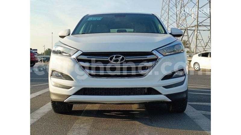 Big with watermark hyundai tucson ashanti import dubai 51418