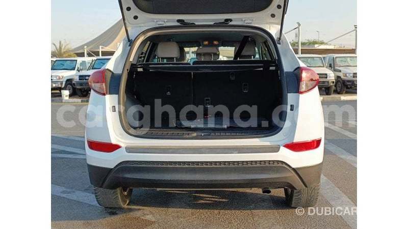 Big with watermark hyundai tucson ashanti import dubai 51418