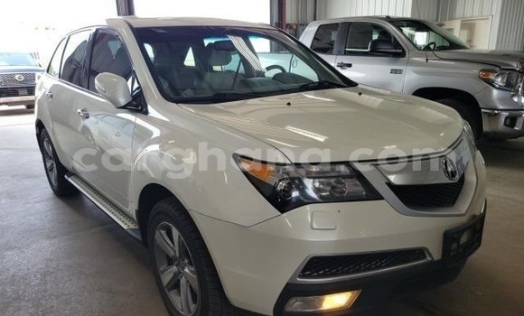 Ra Àlòkù Acura MDX funfun Ọkọ̀ in Accra ni Greater Accra