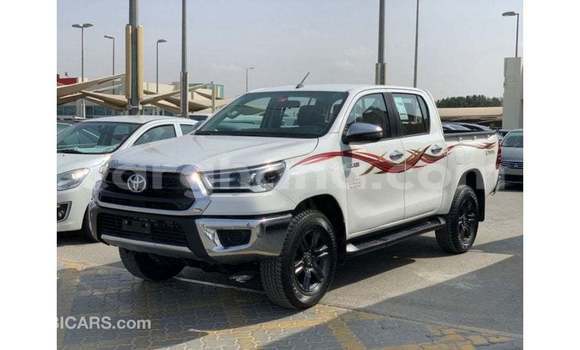 Buy Import Toyota Hilux White Car in Import - Dubai in Ashanti Buy Import Toyota Hilux White Car in Import - Dubai in Ashanti