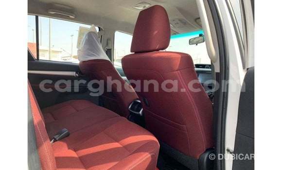 Buy Import Toyota Hilux White Car in Import - Dubai in Ashanti Buy Import Toyota Hilux White Car in Import - Dubai in Ashanti