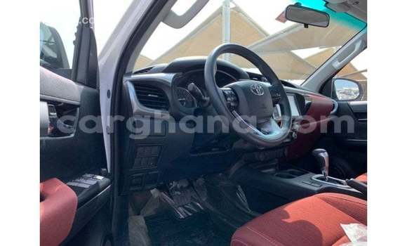 Buy Import Toyota Hilux White Car in Import - Dubai in Ashanti Buy Import Toyota Hilux White Car in Import - Dubai in Ashanti