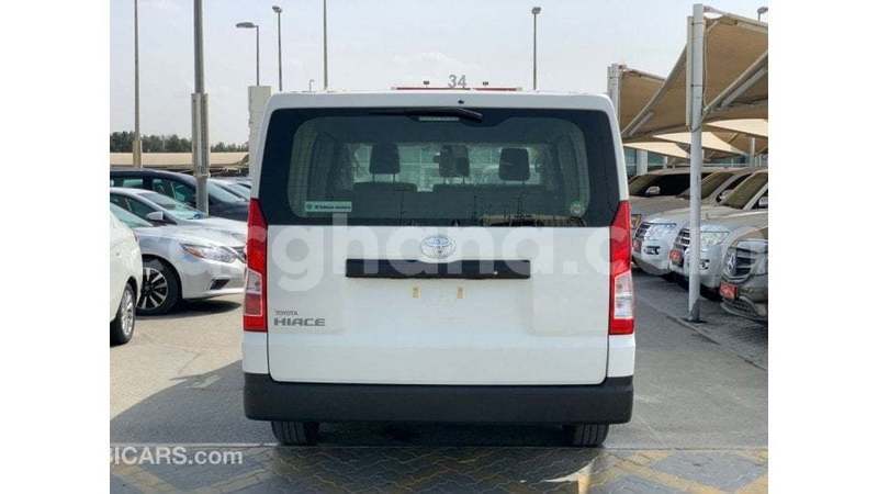 Big with watermark toyota hiace ashanti import dubai 51429