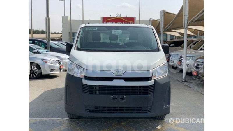 Big with watermark toyota hiace ashanti import dubai 51429