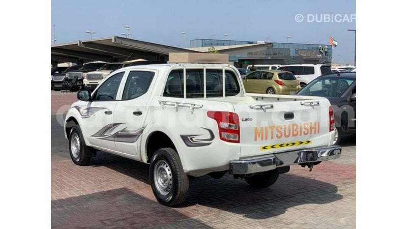 Big with watermark mitsubishi l200 ashanti import dubai 51430