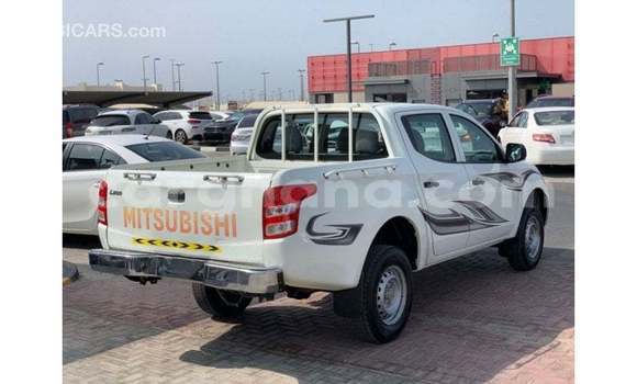 Ra Imported Mitsubishi L200 funfun Ọkọ̀ in Import - Dubai ni Ashanti Ra Imported Mitsubishi L200 funfun Ọkọ̀ in Import - Dubai ni Ashanti
