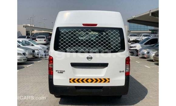 Ra Imported Nissan Urvan funfun Ọkọ̀ in Import - Dubai ni Ashanti Ra Imported Nissan Urvan funfun Ọkọ̀ in Import - Dubai ni Ashanti