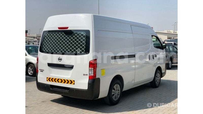 Big with watermark nissan urvan ashanti import dubai 51431