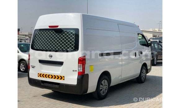 Ra Imported Nissan Urvan funfun Ọkọ̀ in Import - Dubai ni Ashanti Ra Imported Nissan Urvan funfun Ọkọ̀ in Import - Dubai ni Ashanti