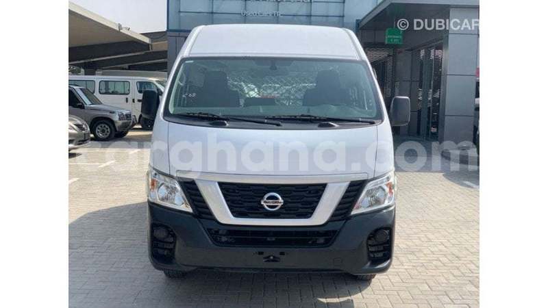 Big with watermark nissan urvan ashanti import dubai 51431