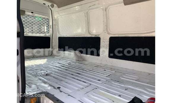 Ra Imported Nissan Urvan funfun Ọkọ̀ in Import - Dubai ni Ashanti Ra Imported Nissan Urvan funfun Ọkọ̀ in Import - Dubai ni Ashanti