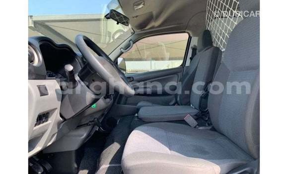 Ra Imported Nissan Urvan funfun Ọkọ̀ in Import - Dubai ni Ashanti Ra Imported Nissan Urvan funfun Ọkọ̀ in Import - Dubai ni Ashanti