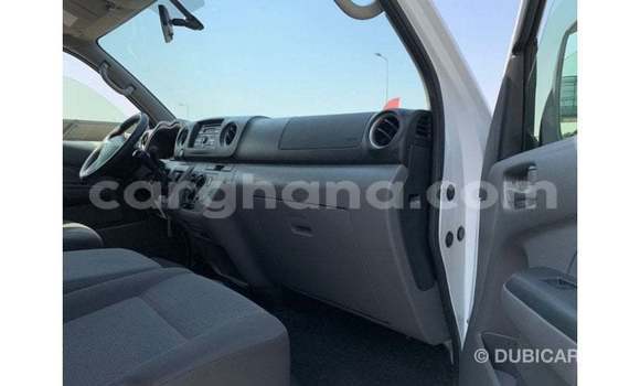 Ra Imported Nissan Urvan funfun Ọkọ̀ in Import - Dubai ni Ashanti Ra Imported Nissan Urvan funfun Ọkọ̀ in Import - Dubai ni Ashanti