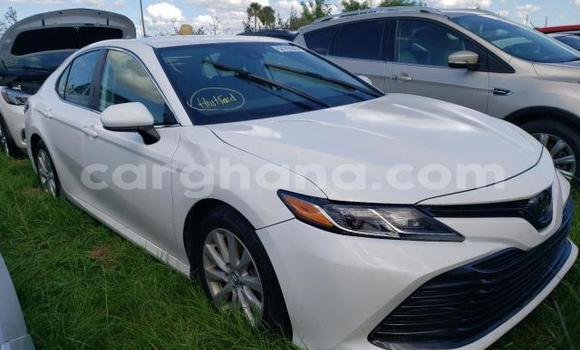 Buy Used Toyota Camry White Car in Kumasi in Ashanti