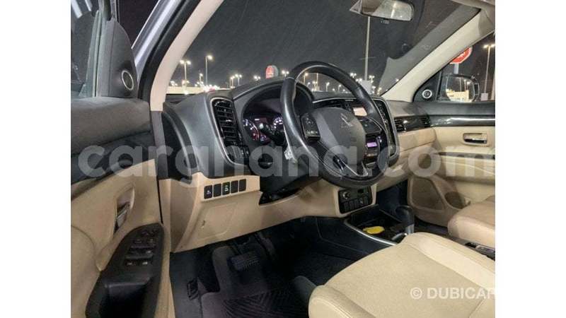 Big with watermark mitsubishi outlander ashanti import dubai 51481