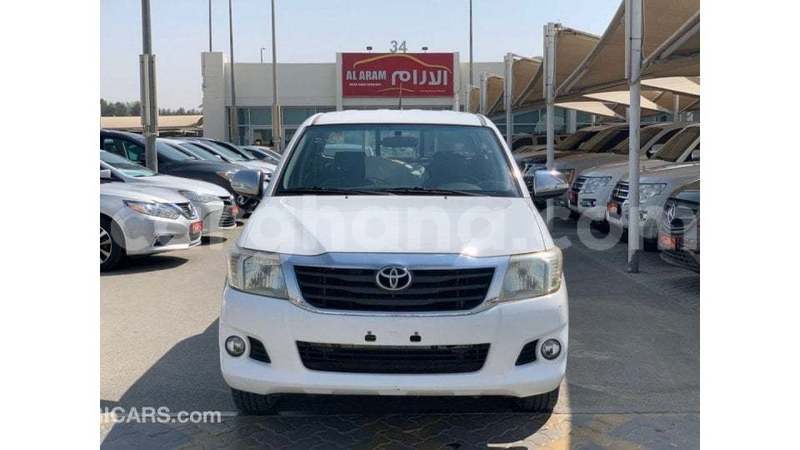 Big with watermark toyota hilux ashanti import dubai 51482