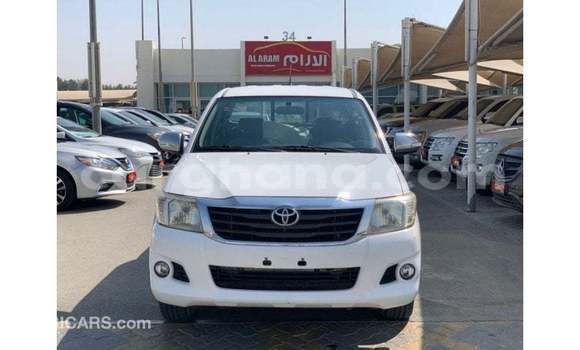 Ra Imported Toyota Hilux funfun Ọkọ̀ in Import - Dubai ni Ashanti Ra Imported Toyota Hilux funfun Ọkọ̀ in Import - Dubai ni Ashanti