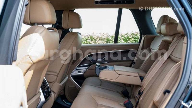 Big with watermark land rover range rover ashanti import dubai 51483