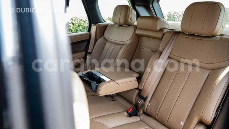 Big with watermark land rover range rover ashanti import dubai 51483