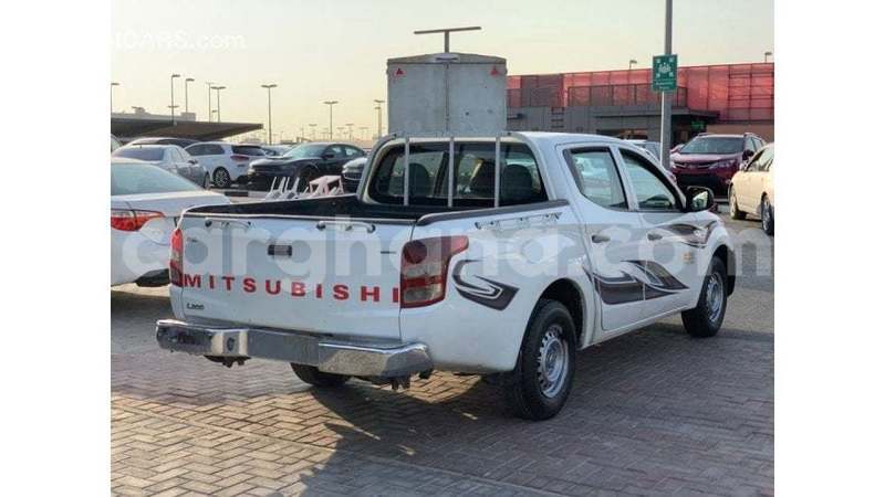 Big with watermark mitsubishi l200 ashanti import dubai 51485