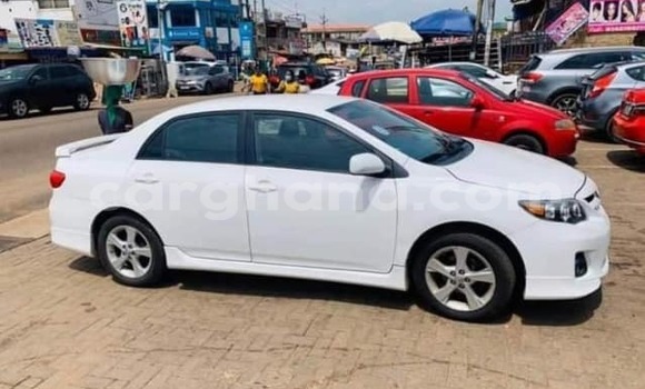 Buy Used Toyota Corolla White Car in Accra in Greater Accra