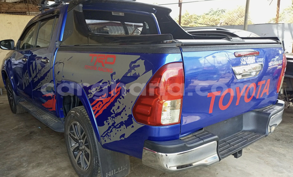 Ra Àlòkù Toyota Hilux Blue Ọkọ̀ in Accra ni Greater Accra Ra Àlòkù Toyota Hilux Blue Ọkọ̀ in Accra ni Greater Accra