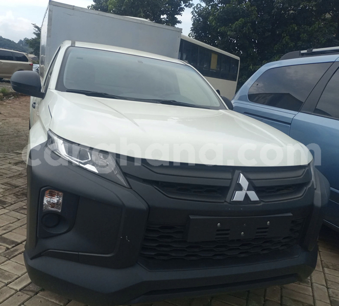 Big with watermark mitsubishi l200 greater accra accra 51519