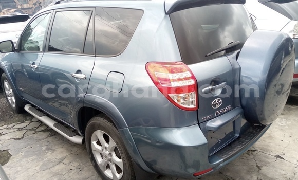 Buy Used Toyota RAV4 Blue Car in Accra in Greater Accra Buy Used Toyota RAV4 Blue Car in Accra in Greater Accra
