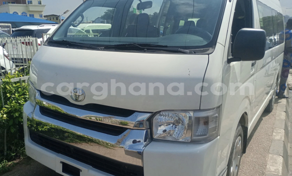 Buy Used Toyota Hiace White Car in Accra in Greater Accra