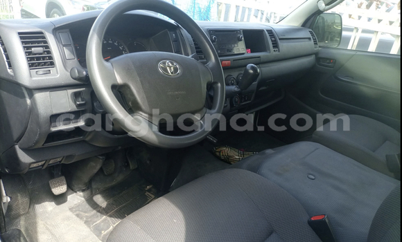Sayi Na hannu Toyota Hiace White Mota in Accra a Greater Accra Sayi Na hannu Toyota Hiace White Mota in Accra a Greater Accra