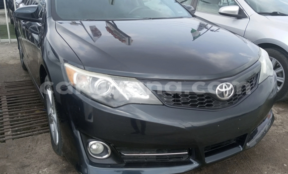 Ra Àlòkù Toyota Camry Black Ọkọ̀ in Accra ni Greater Accra Ra Àlòkù Toyota Camry Black Ọkọ̀ in Accra ni Greater Accra