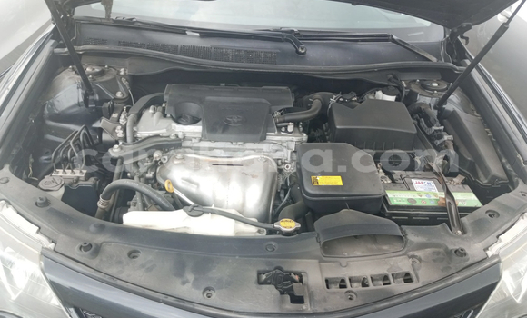 Ra Àlòkù Toyota Camry Black Ọkọ̀ in Accra ni Greater Accra Ra Àlòkù Toyota Camry Black Ọkọ̀ in Accra ni Greater Accra