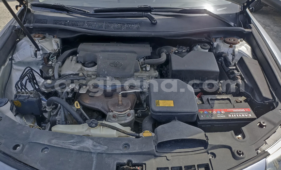 Sayi Na hannu Toyota Camry Azurfa Mota in Accra a Greater Accra Sayi Na hannu Toyota Camry Azurfa Mota in Accra a Greater Accra