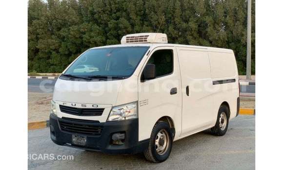 Ra Imported Mitsubishi i funfun Ọkọ̀ in Import - Dubai ni Ashanti Ra Imported Mitsubishi i funfun Ọkọ̀ in Import - Dubai ni Ashanti