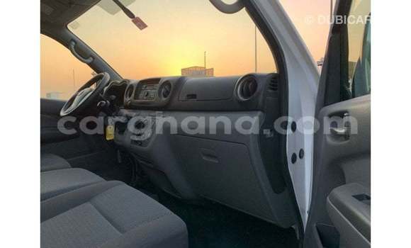 Ra Imported Mitsubishi i funfun Ọkọ̀ in Import - Dubai ni Ashanti Ra Imported Mitsubishi i funfun Ọkọ̀ in Import - Dubai ni Ashanti