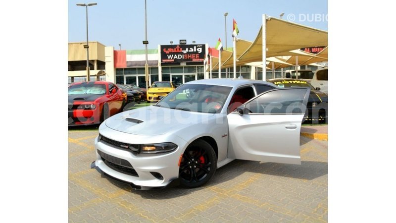 Big with watermark dodge charger ashanti import dubai 51540