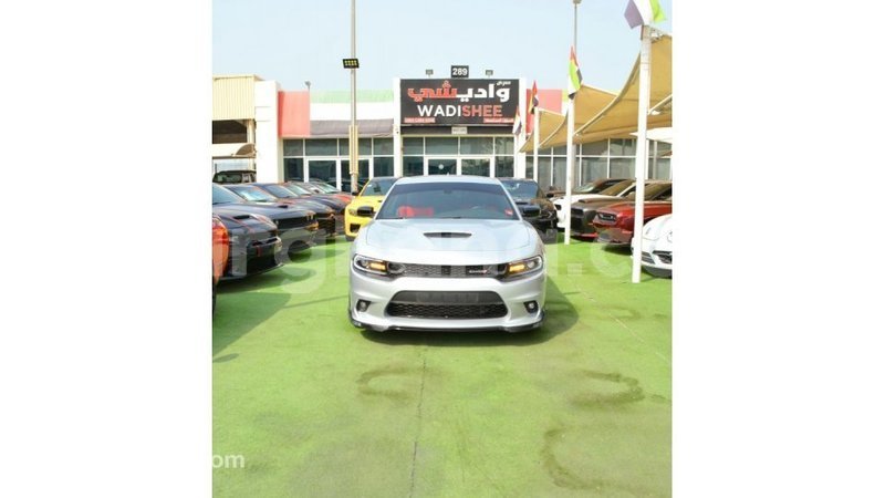 Big with watermark dodge charger ashanti import dubai 51540