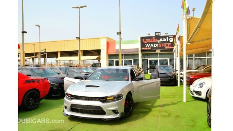 Big with watermark dodge charger ashanti import dubai 51540