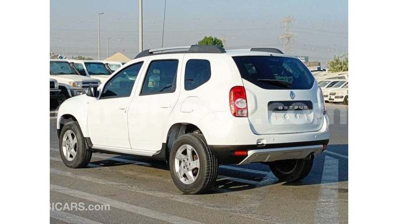 Big with watermark renault duster ashanti import dubai 51568