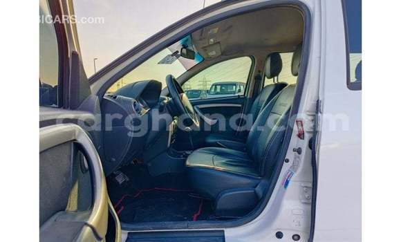 Buy Import Renault Duster White Car in Import - Dubai in Ashanti Buy Import Renault Duster White Car in Import - Dubai in Ashanti