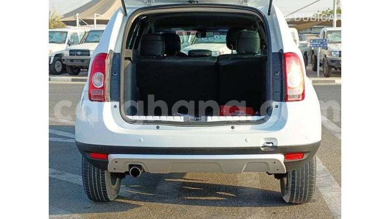 Big with watermark renault duster ashanti import dubai 51568