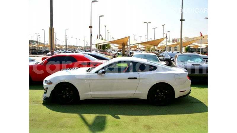 Big with watermark ford mustang ashanti import dubai 51572