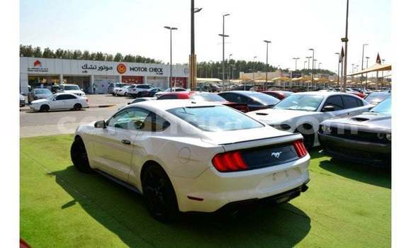Buy Import Ford Mustang White Car in Import - Dubai in Ashanti Buy Import Ford Mustang White Car in Import - Dubai in Ashanti