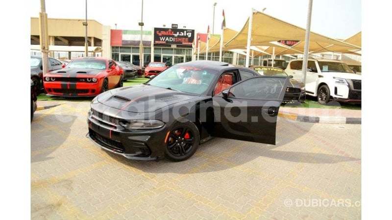 Big with watermark dodge charger ashanti import dubai 51573