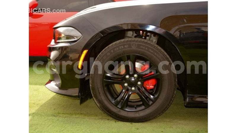 Big with watermark dodge charger ashanti import dubai 51573