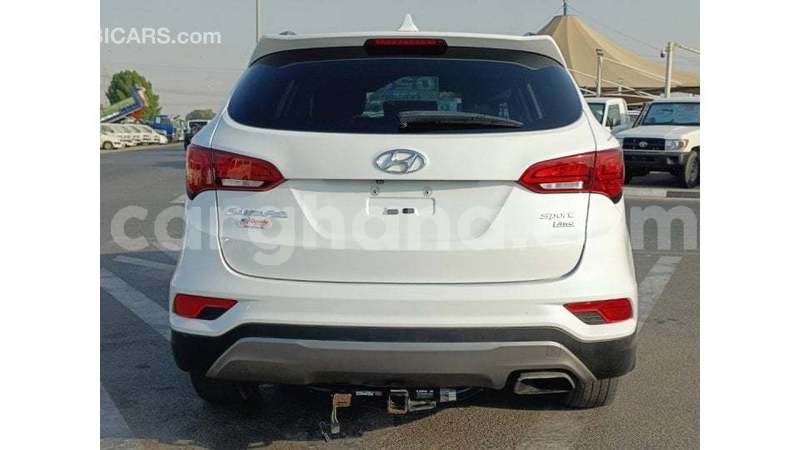 Big with watermark hyundai santa fe ashanti import dubai 51576