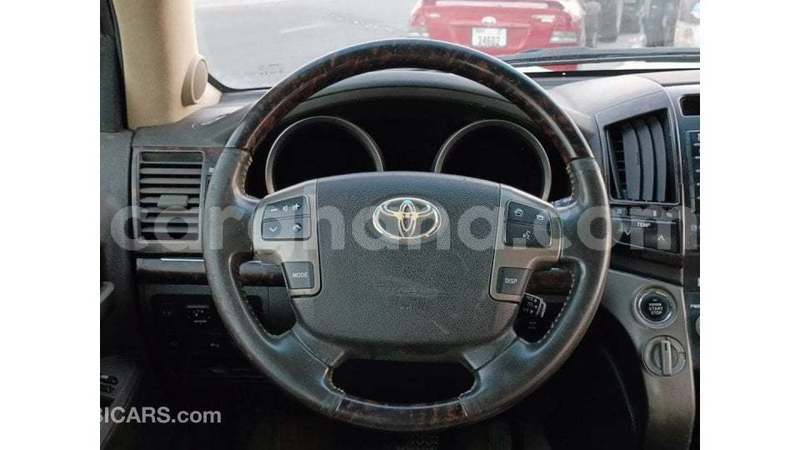 Big with watermark toyota land cruiser ashanti import dubai 51577