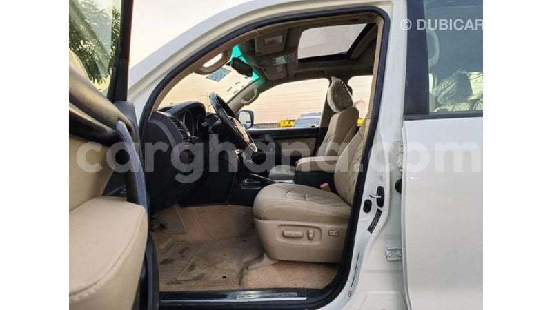 Big with watermark toyota land cruiser ashanti import dubai 51577